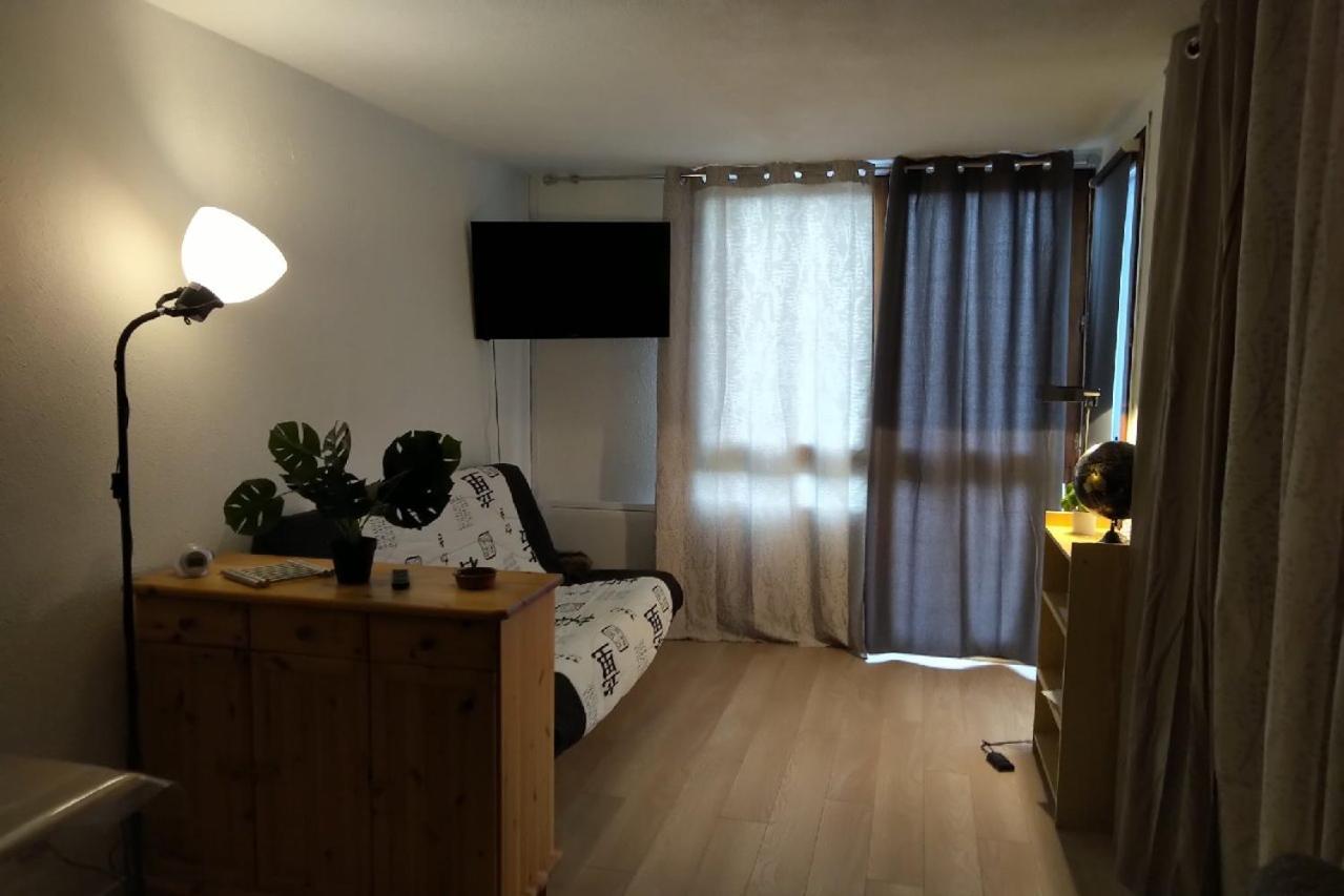 Appartement 604 Avec Vue Sur La Vallee De La Cerdagne Font-Romeu-Odeillo-Via Eksteriør bilde